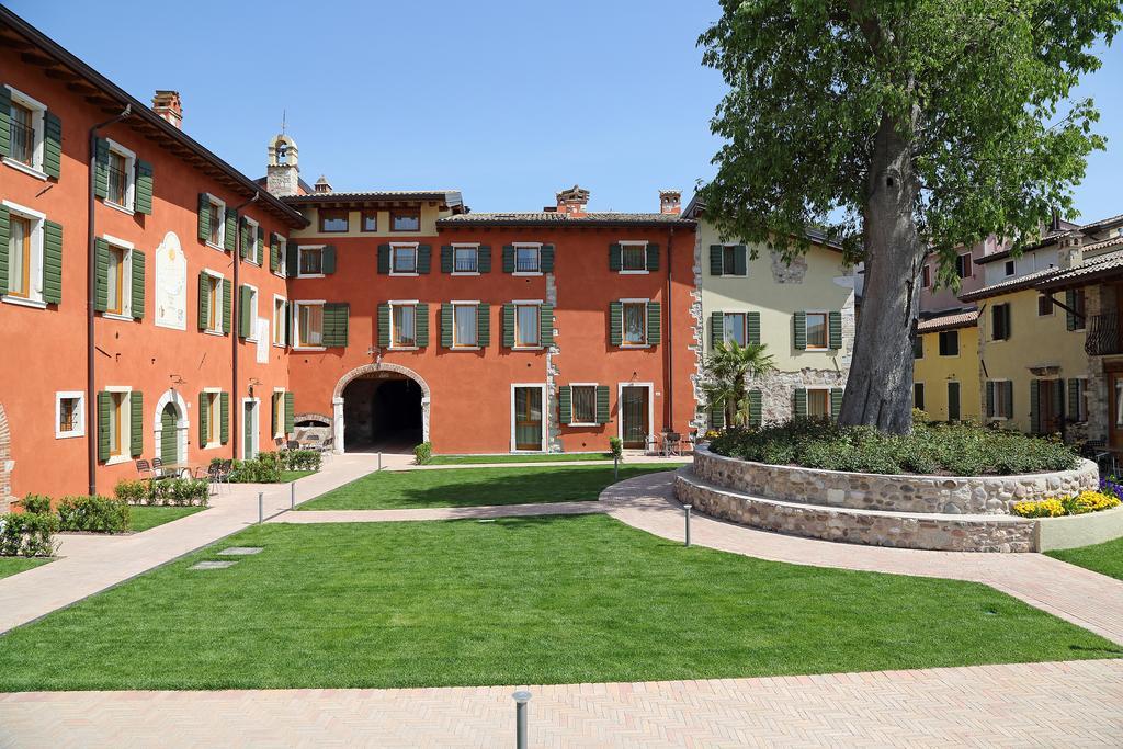 لاتيزي Residence Borgo Mondragon المظهر الخارجي الصورة
