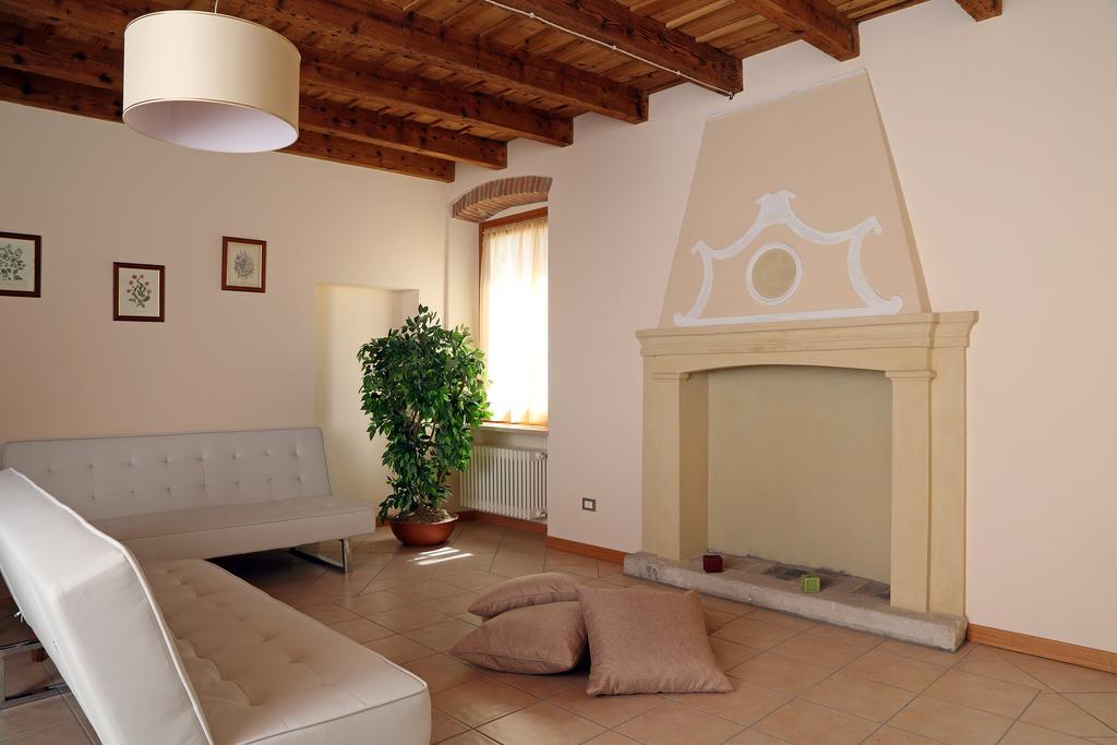 لاتيزي Residence Borgo Mondragon المظهر الخارجي الصورة