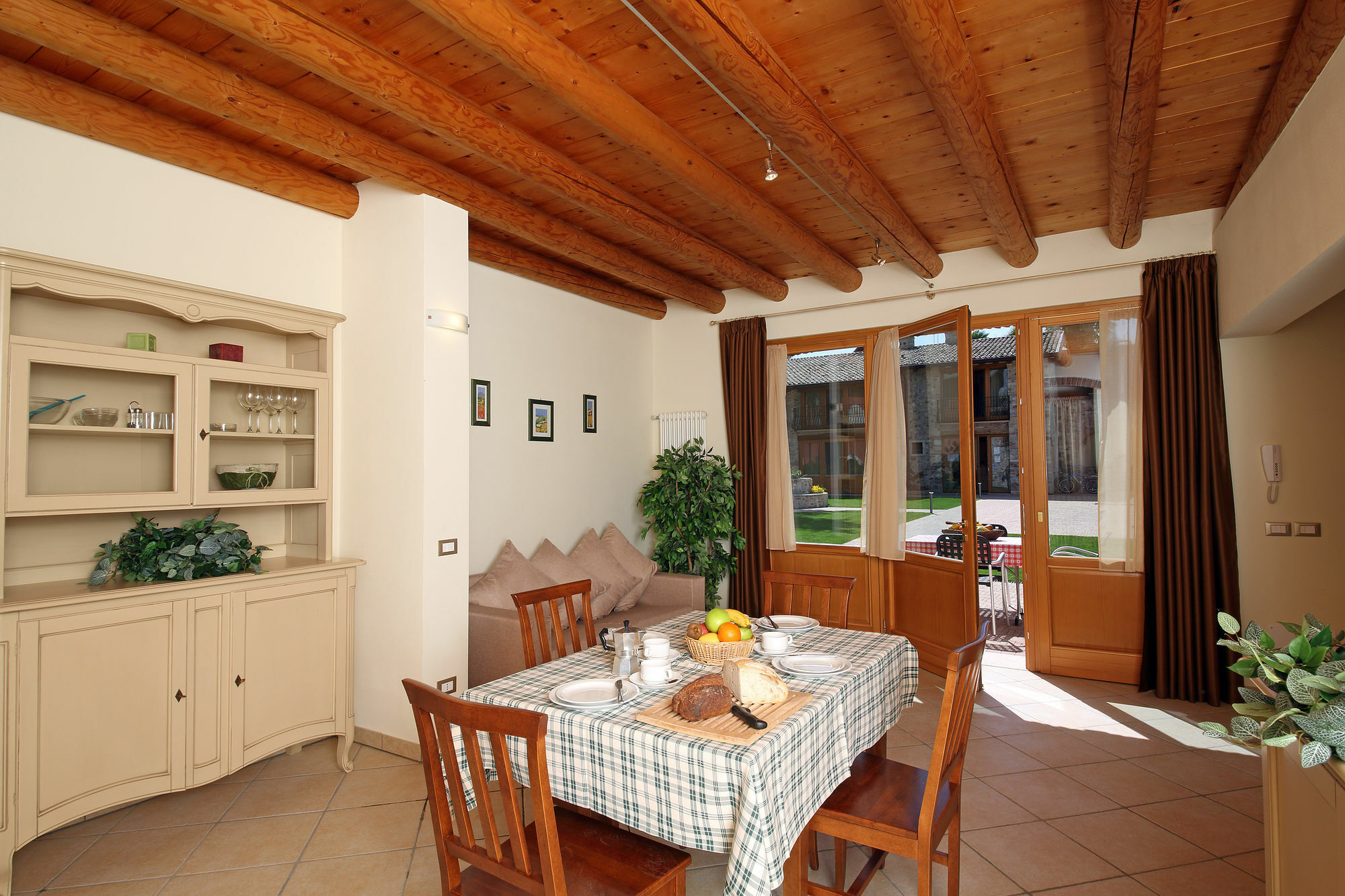 لاتيزي Residence Borgo Mondragon المظهر الخارجي الصورة