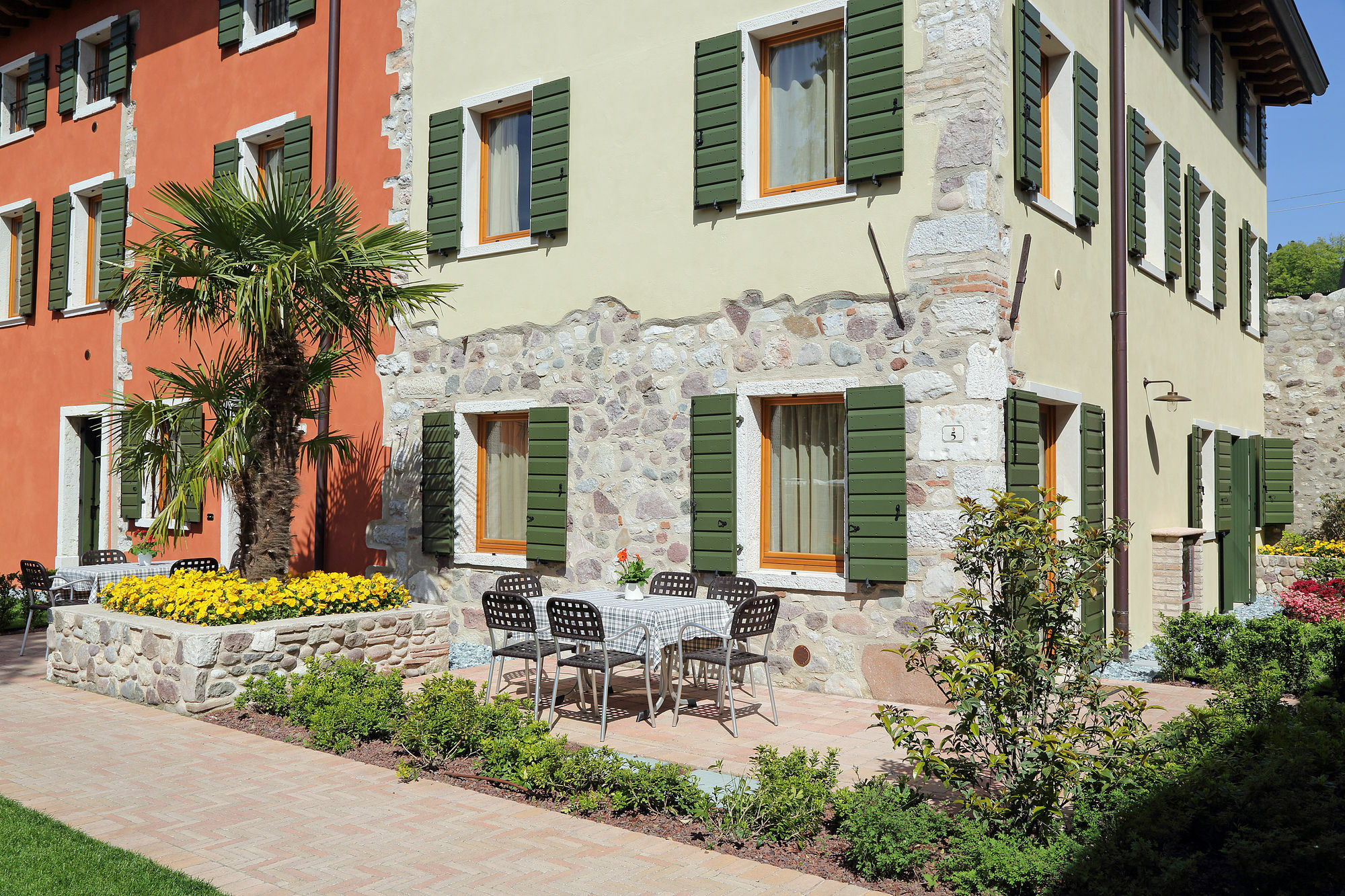 لاتيزي Residence Borgo Mondragon المظهر الخارجي الصورة